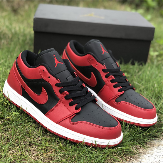 Air Jordan 1 Low 