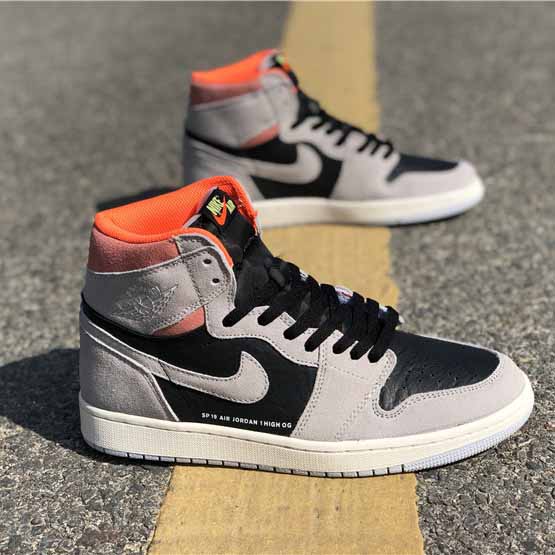 Jordan AJ1 High OG Sneakers - EUR FASHION