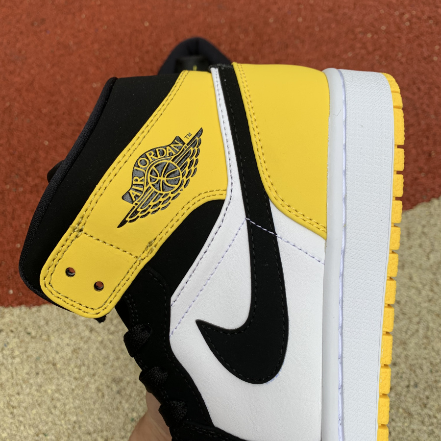 Jordan 1 Mid Yellow Toe Footasylum  - EUR FASHION