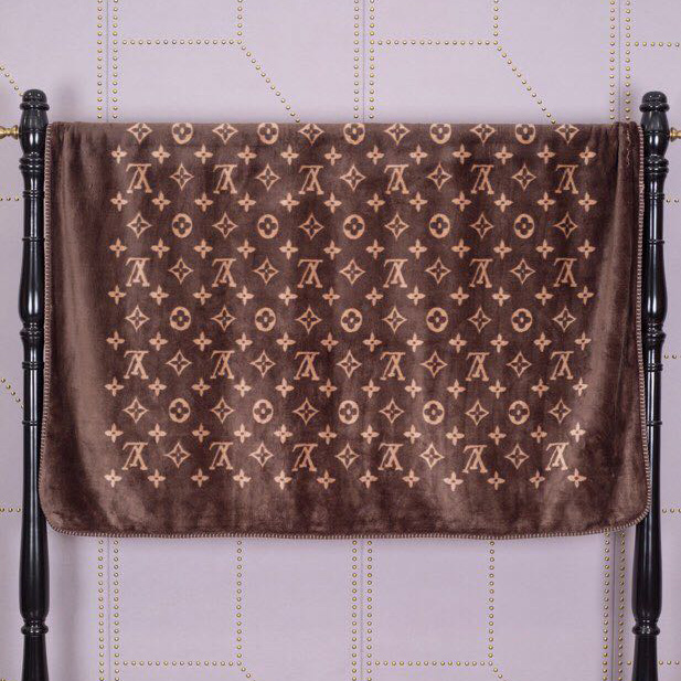 Louis Vuitton Neo Monogram Blanket - EUR FASHION