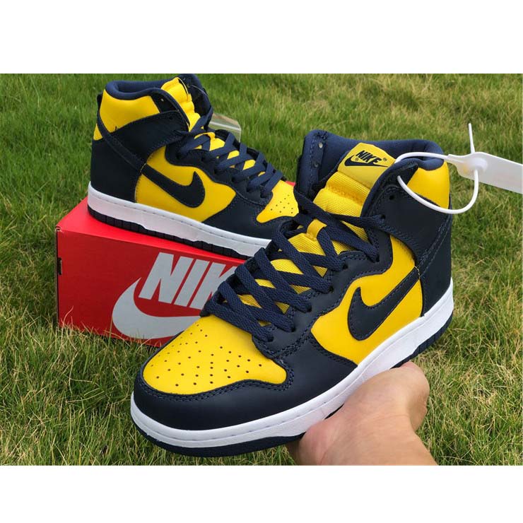 Nike Dunk High 'Michigan' CZ8149-700  - EUR FASHION