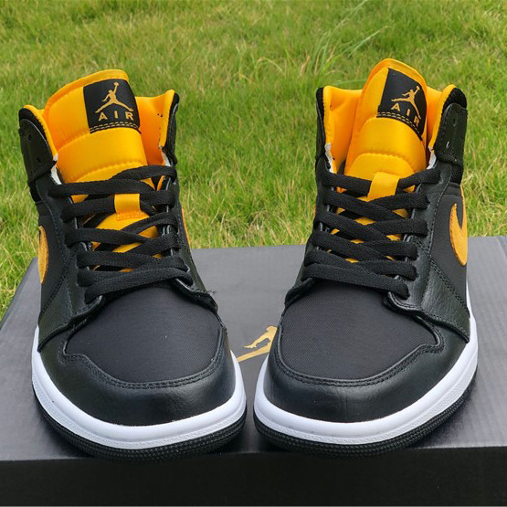 Jordan Air 1 Mid Black University Gold CI9352-001  - EUR FASHION