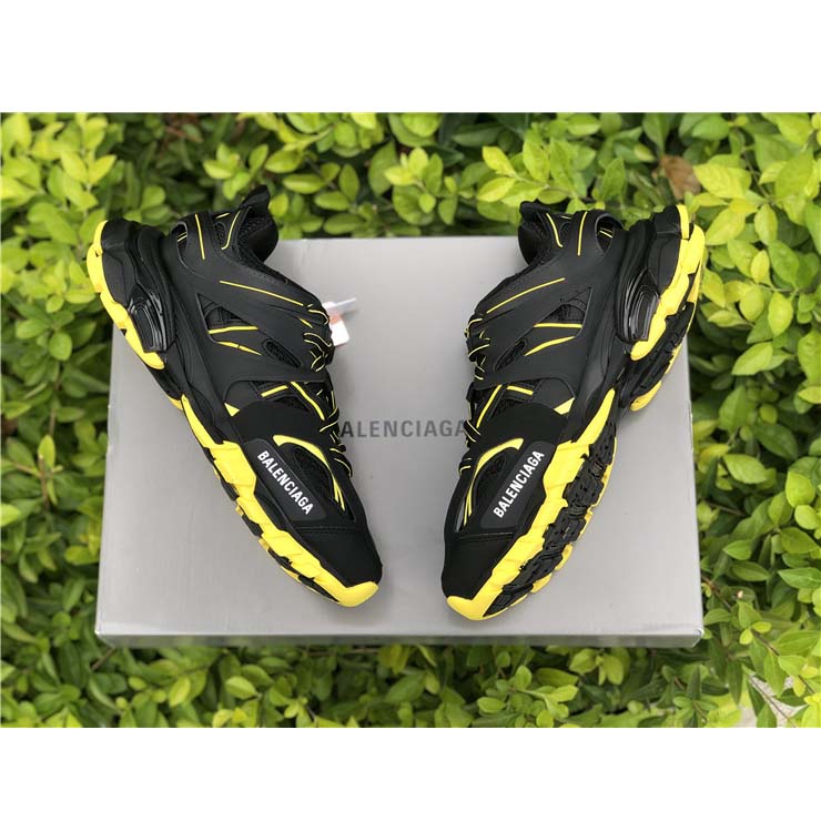 Balenciaga Track Sneakers  - EUR FASHION