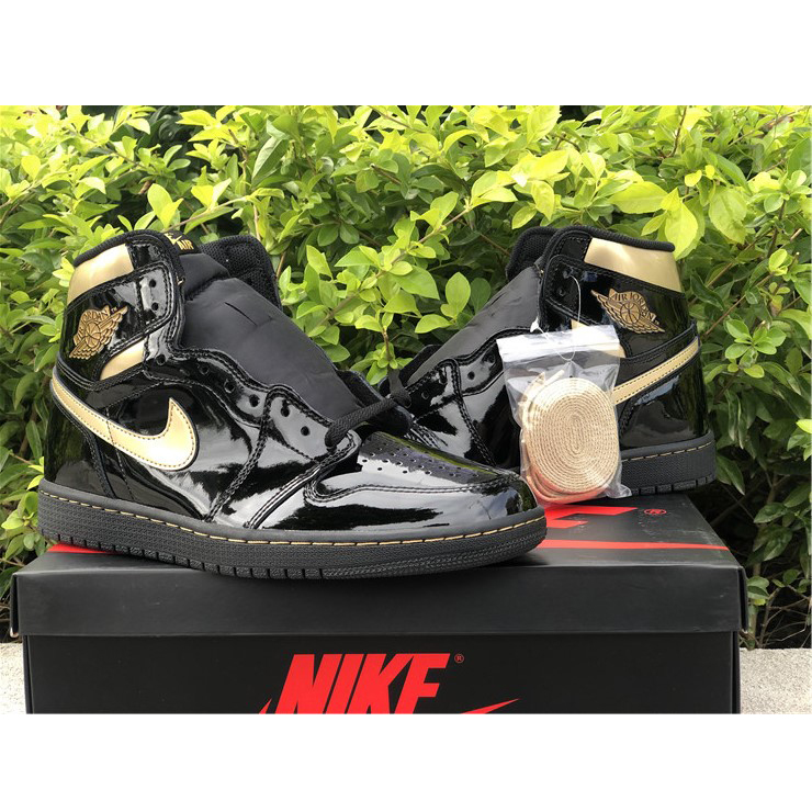 Jordan Air 1 Retro High Black Metallic Gold 555088-032 - EUR FASHION