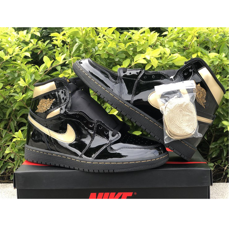 Jordan Air 1 Retro High Black Metallic Gold 555088-032 - EUR FASHION