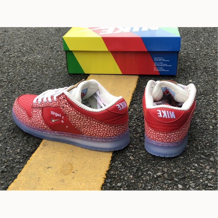 Stingwater X Nike SB Dunk Low Bright Red - EUR FASHION