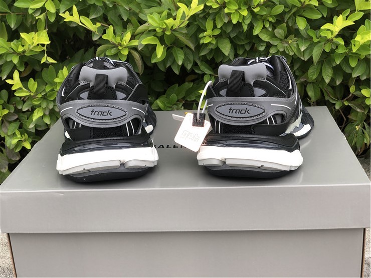 Balenciaga Track Sneakers  - EUR FASHION