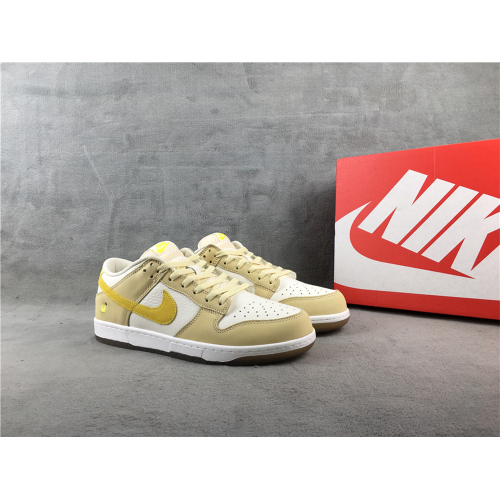 Nike Dunk Low 'Lemon Drop' Sneakers - EUR FASHION