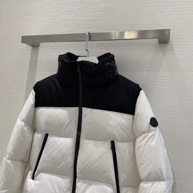 Moncler Jasione Short Down Jacket In White - EUR FASHION