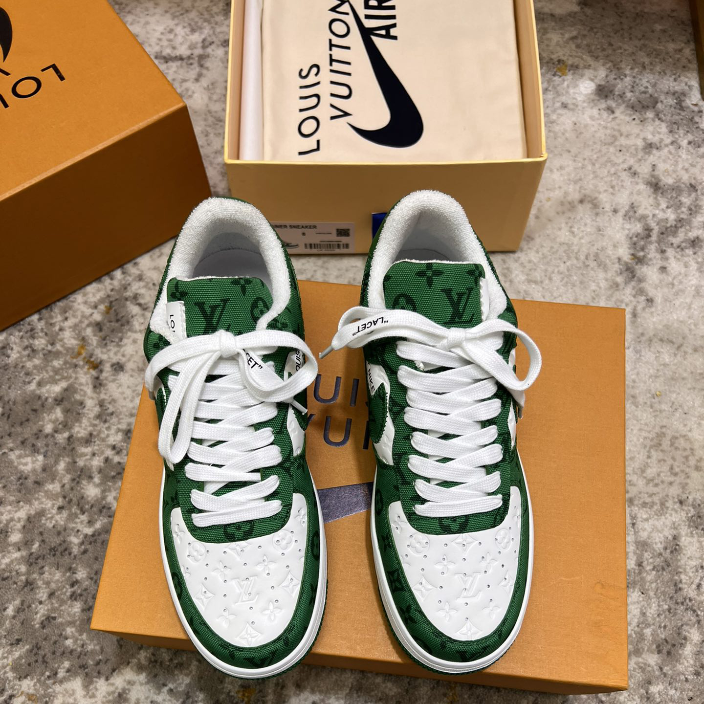 Louis Vuitton X Nike Air Force 1 Sneaker In Green - EUR FASHION