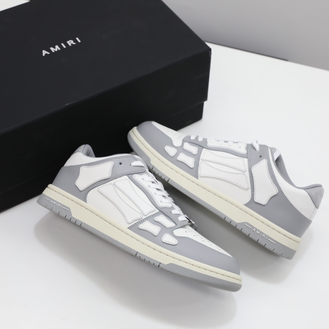 Amiri Skel-Top Low Sneaker Grey/White - EUR FASHION