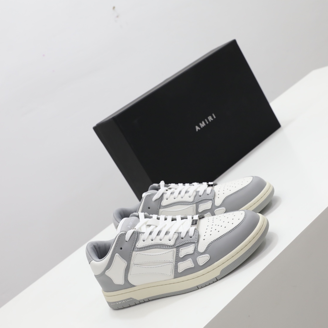 Amiri Skel-Top Low Sneaker Grey/White - EUR FASHION