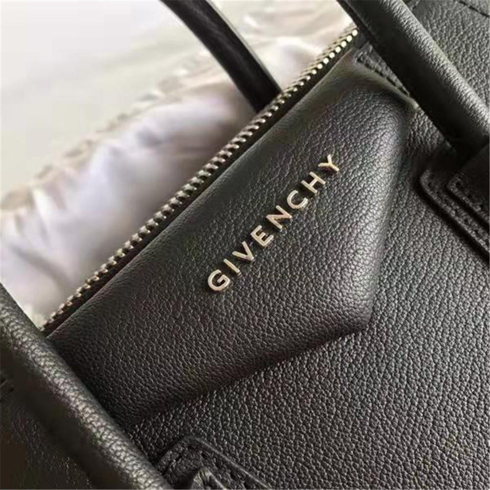 Givenchy Black Handbag(28-34-25CM) - EUR FASHION