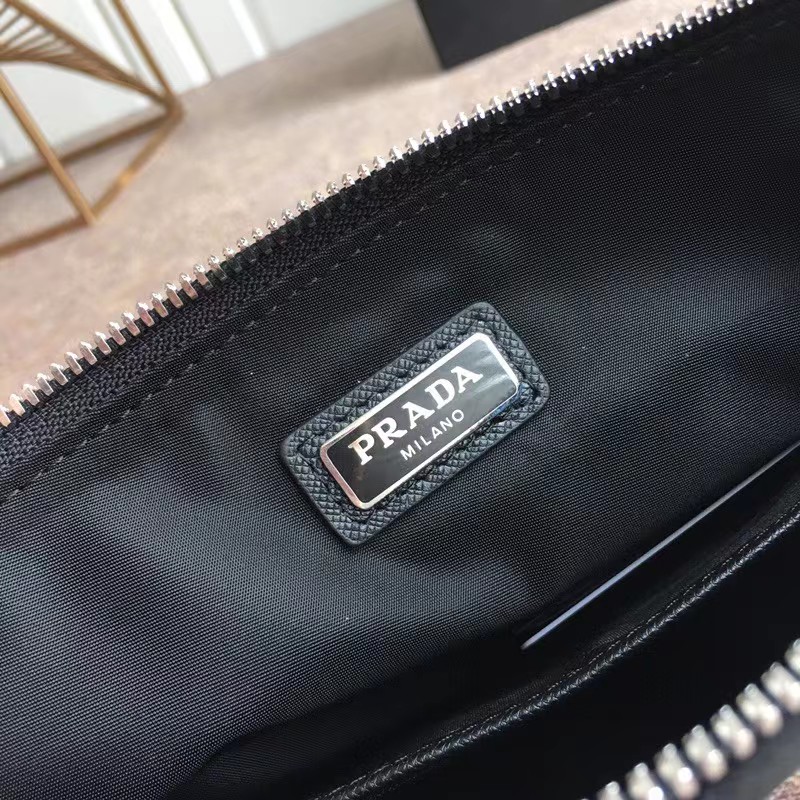 Prada Flat Pouch Black   28-18-1CM - EUR FASHION