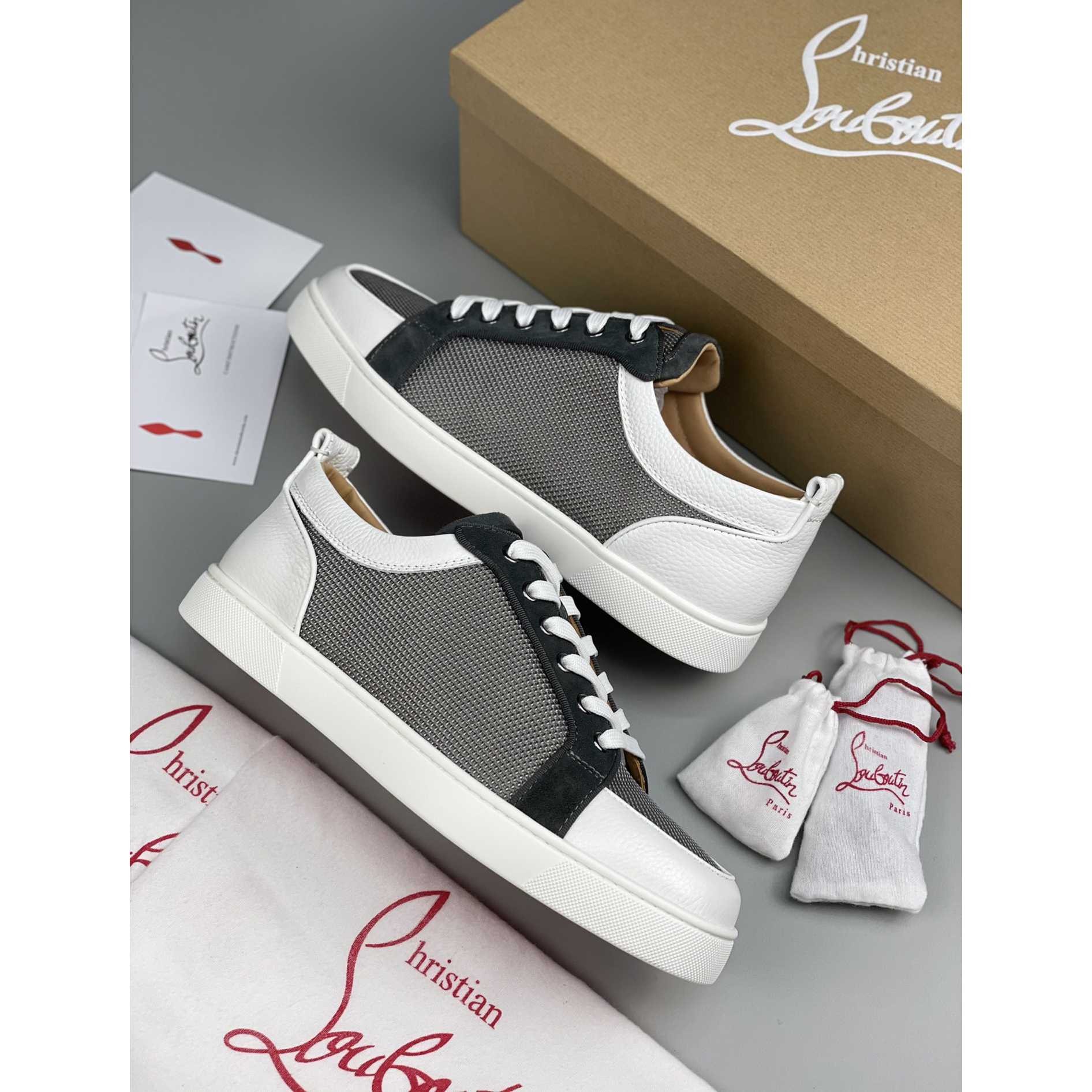 Christian Louboutin Sneaker - EUR FASHION