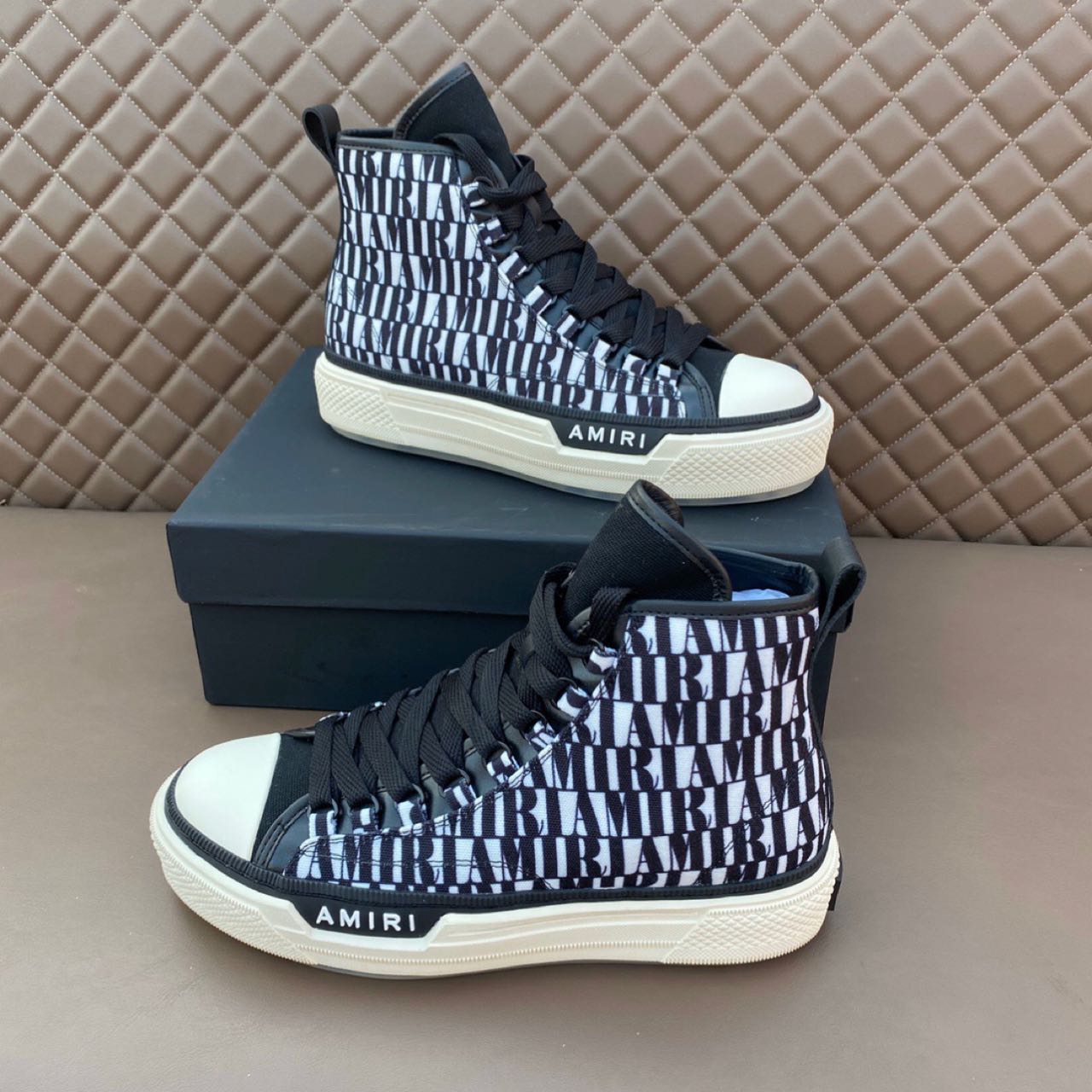 Amiri Logo-Print Canvas High-Top Sneakers - EUR FASHION