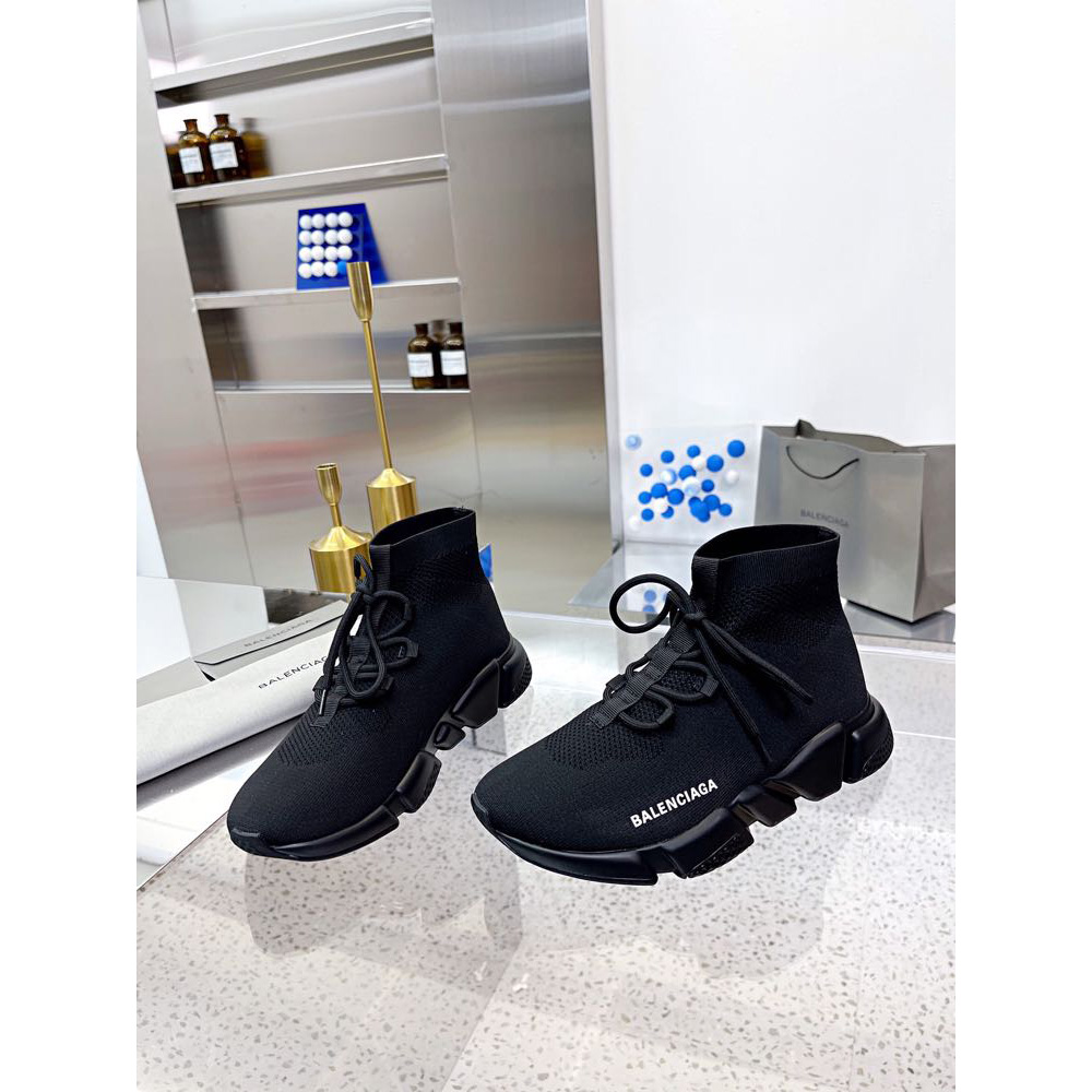 Balenciaga Men's Speed Lace-Up Sneaker In Black - EUR FASHION