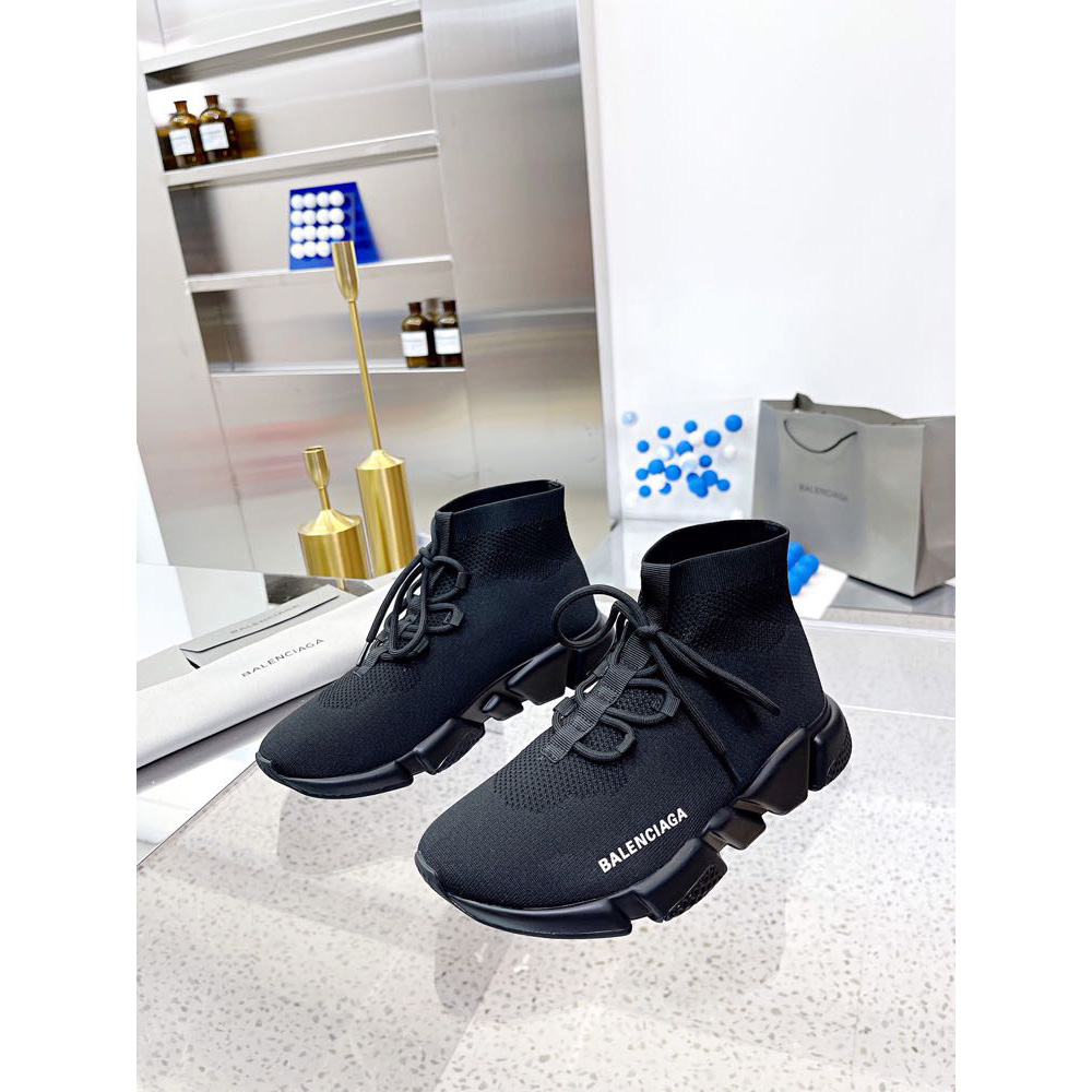 Balenciaga Men's Speed Lace-Up Sneaker In Black - EUR FASHION