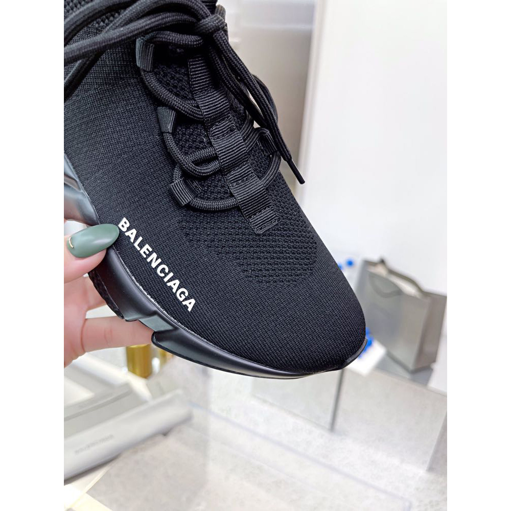 Balenciaga Men's Speed Lace-Up Sneaker In Black - EUR FASHION