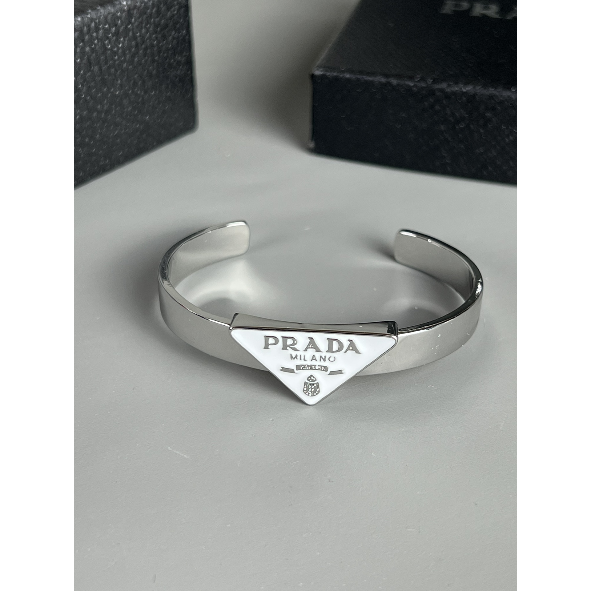 Prada Bracelet - EUR FASHION