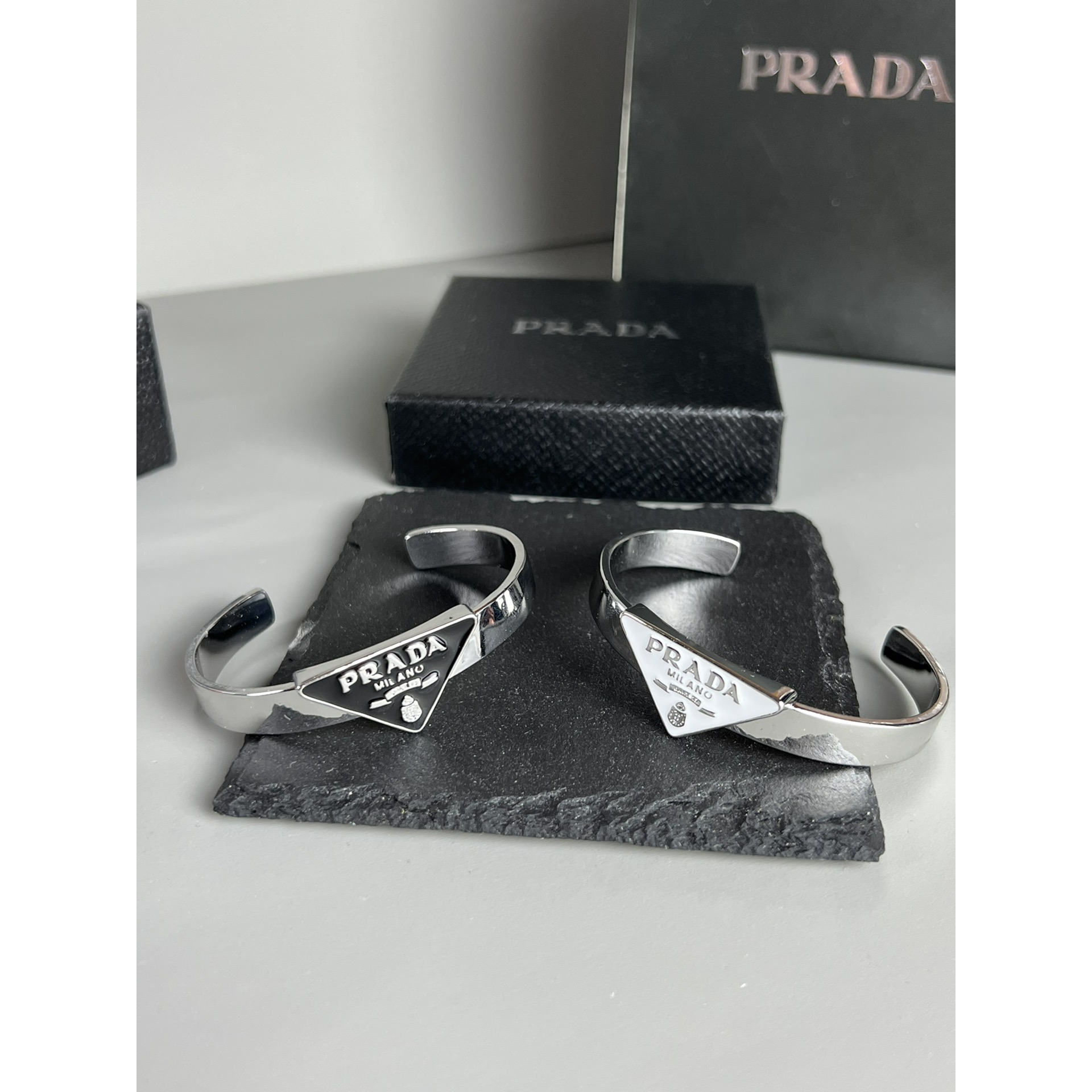 Prada Bracelet - EUR FASHION