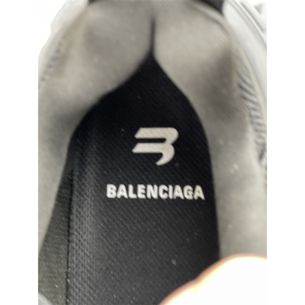 Balenciaga Men's Defender Sneaker In Black - EUR FASHION