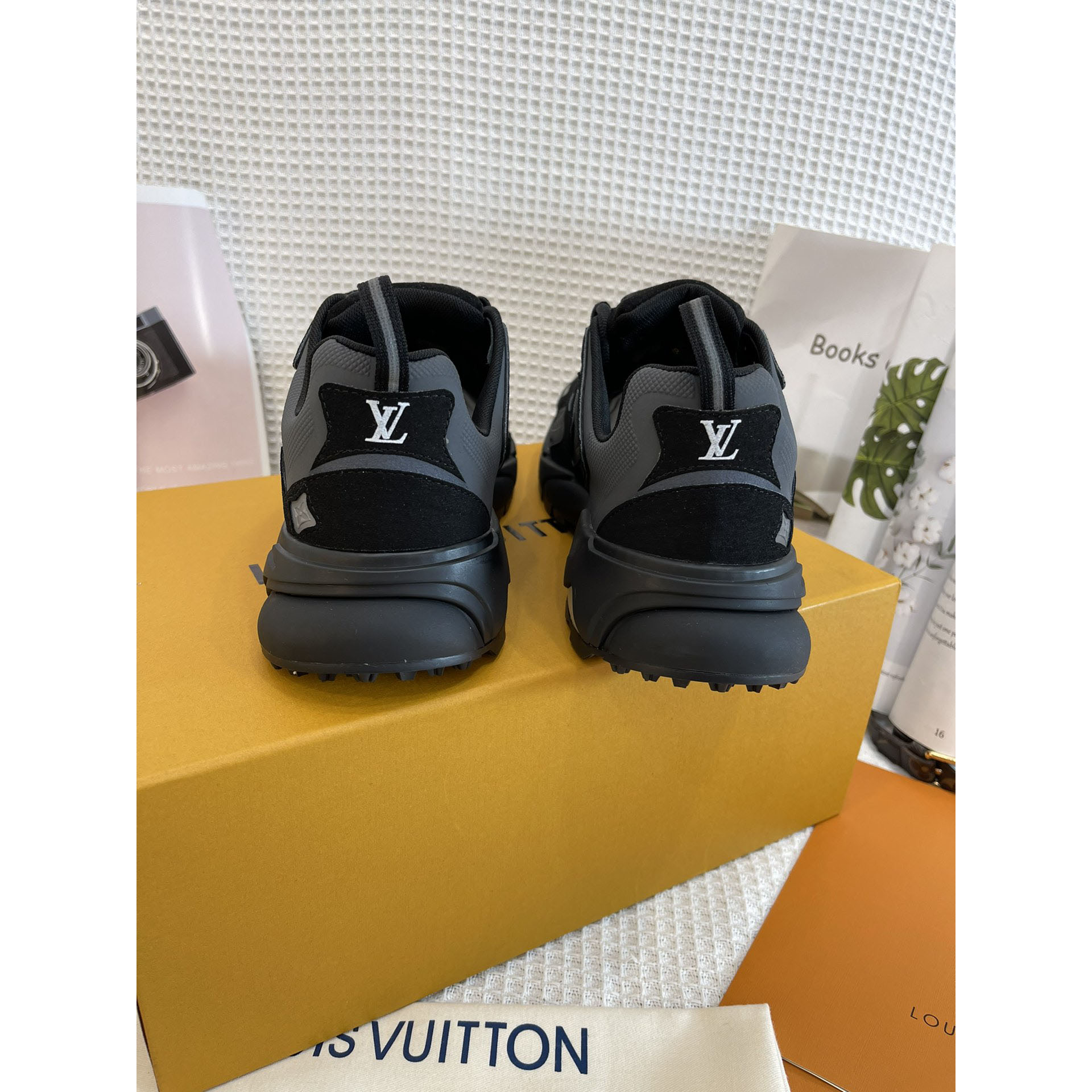 Louis Vuitton Runner Tatic Sneaker - EUR FASHION