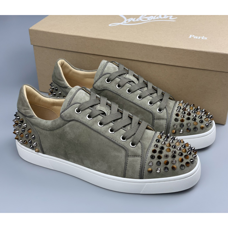 Christian Louboutin Sneaker - EUR FASHION