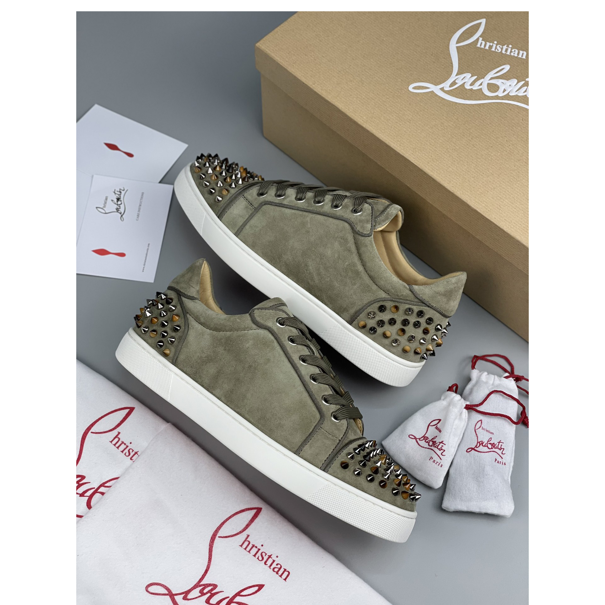 Christian Louboutin Sneaker - EUR FASHION