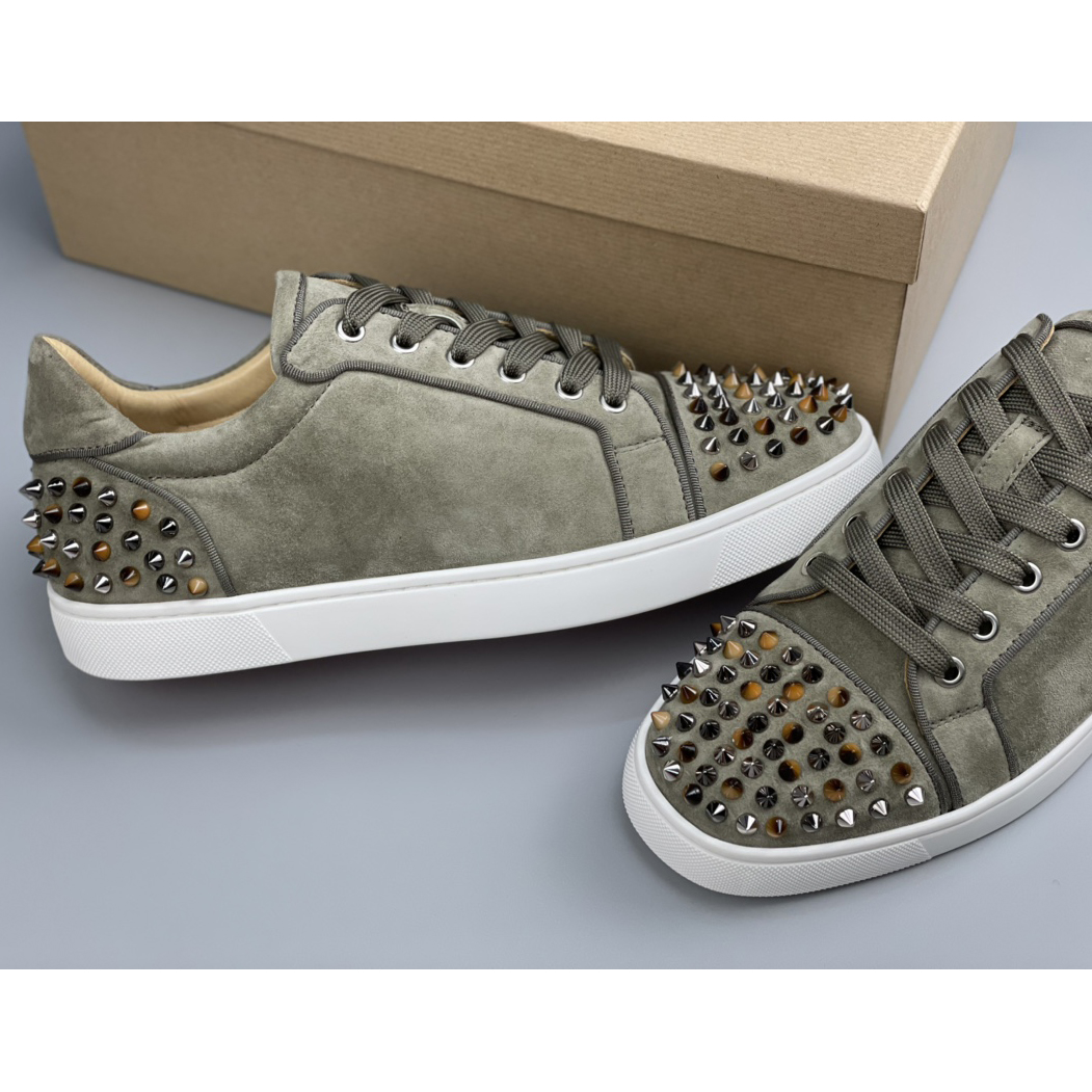 Christian Louboutin Sneaker - EUR FASHION