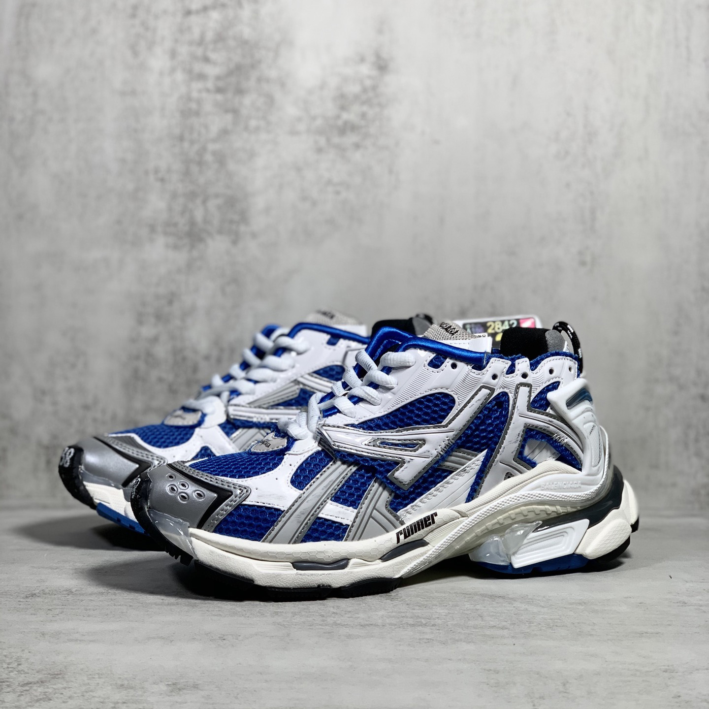 Balenciaga Runner Sneakers - EUR FASHION