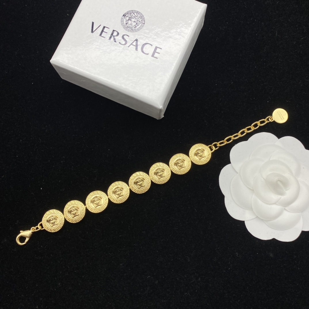 Versace Medusa Logo Bracelet - EUR FASHION