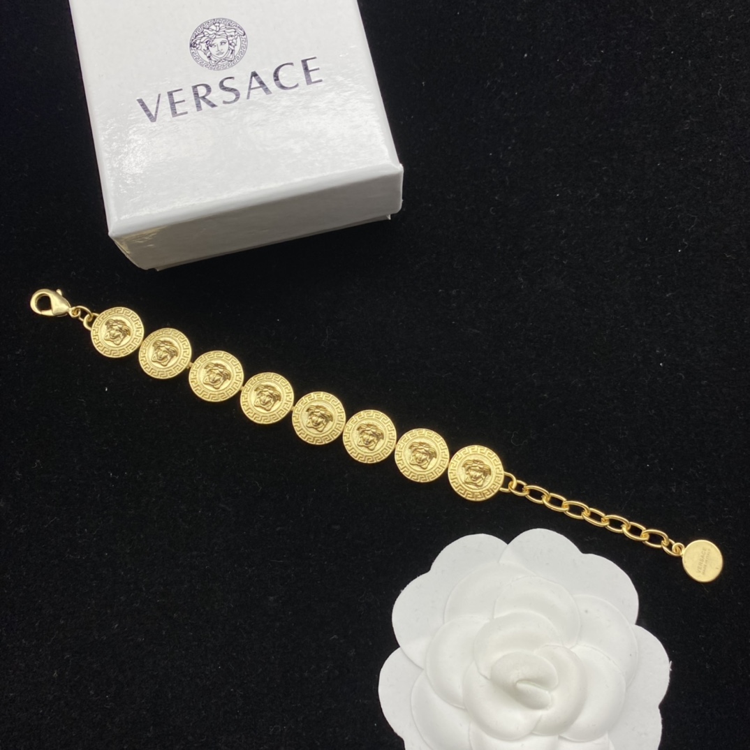 Versace Medusa Logo Bracelet - EUR FASHION