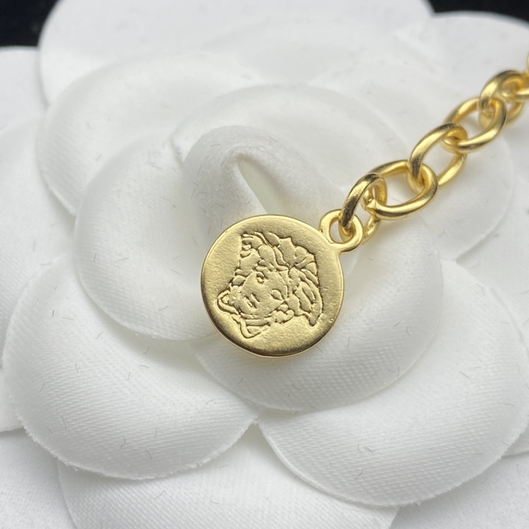 Versace Medusa Logo Bracelet - EUR FASHION