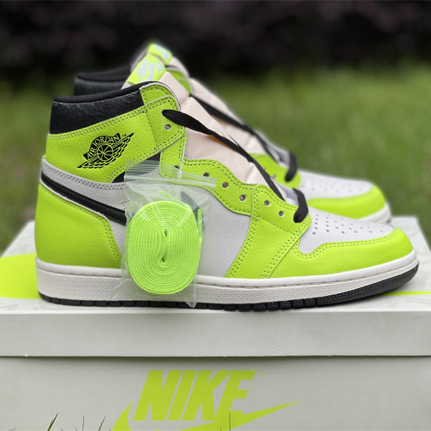 Air Jordan 1 High OG 'Volt' Sneakers   555088-702 - EUR FASHION