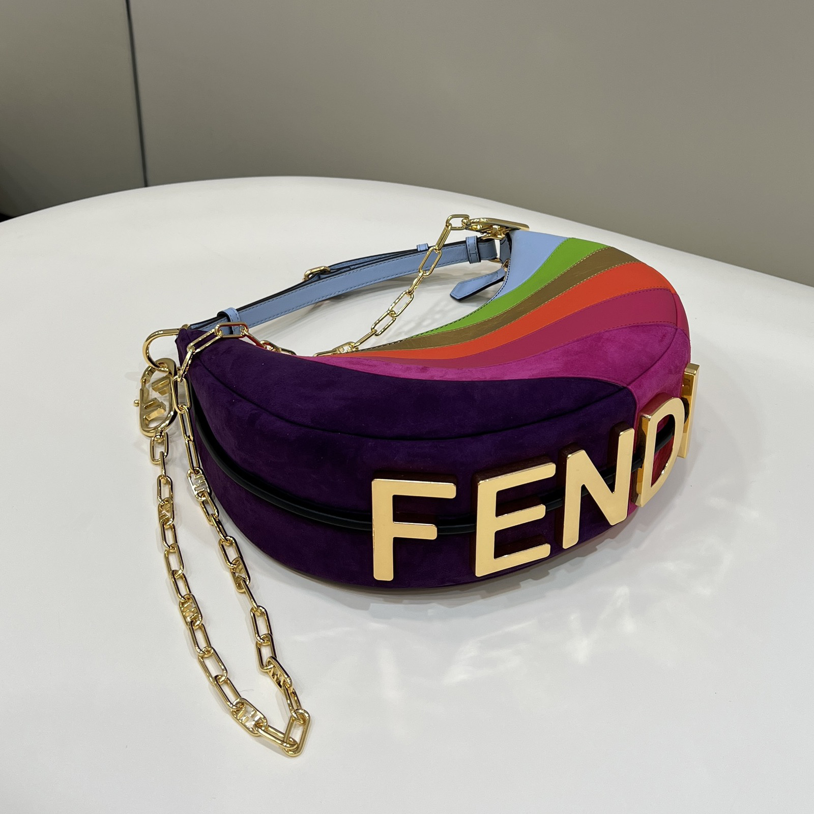 Fendi Graphy  Leather Bag(29*24.5*10cm) - EUR FASHION