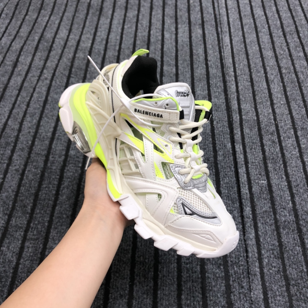 Balenciaga Track.2 Sneaker - EUR FASHION