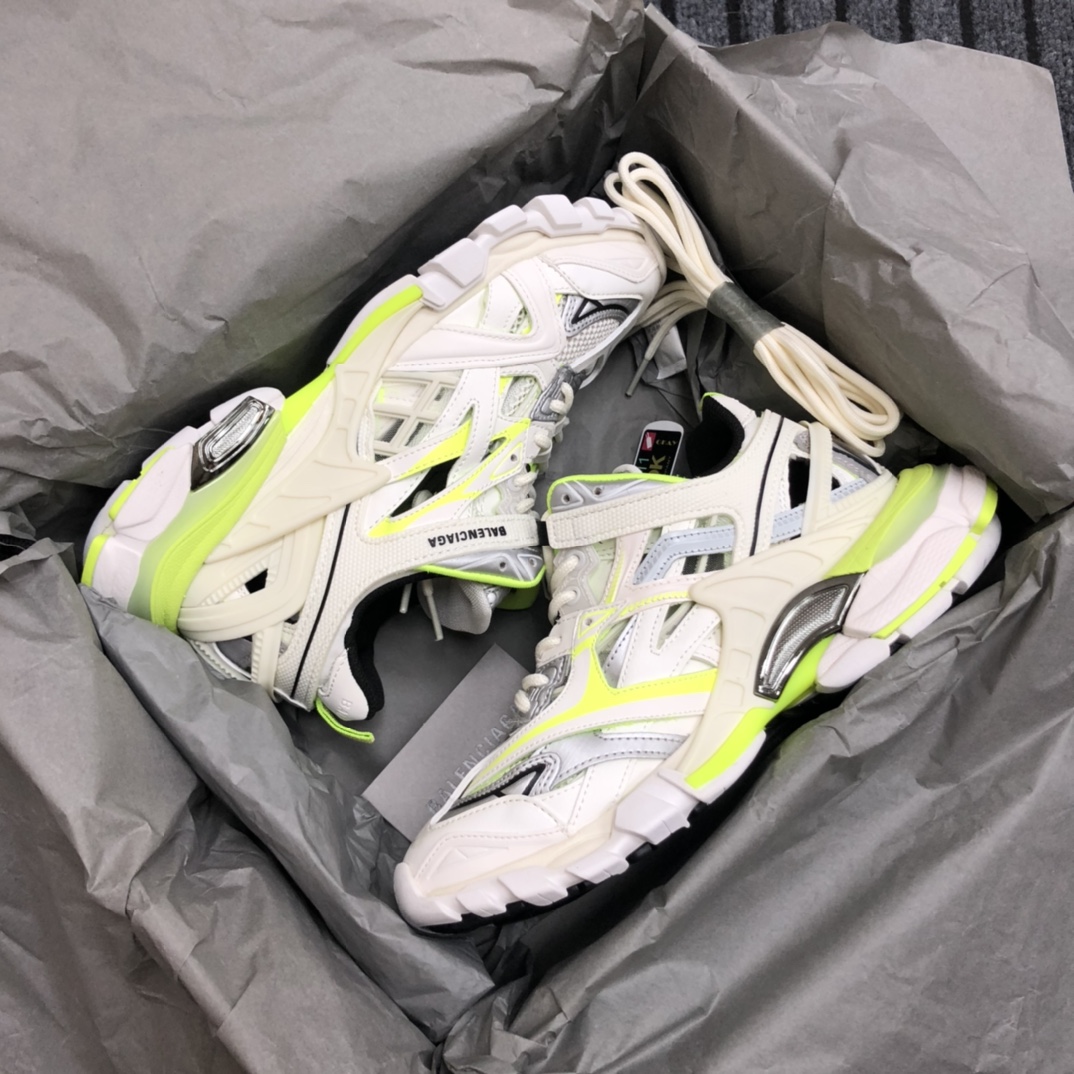 Balenciaga Track.2 Sneaker - EUR FASHION