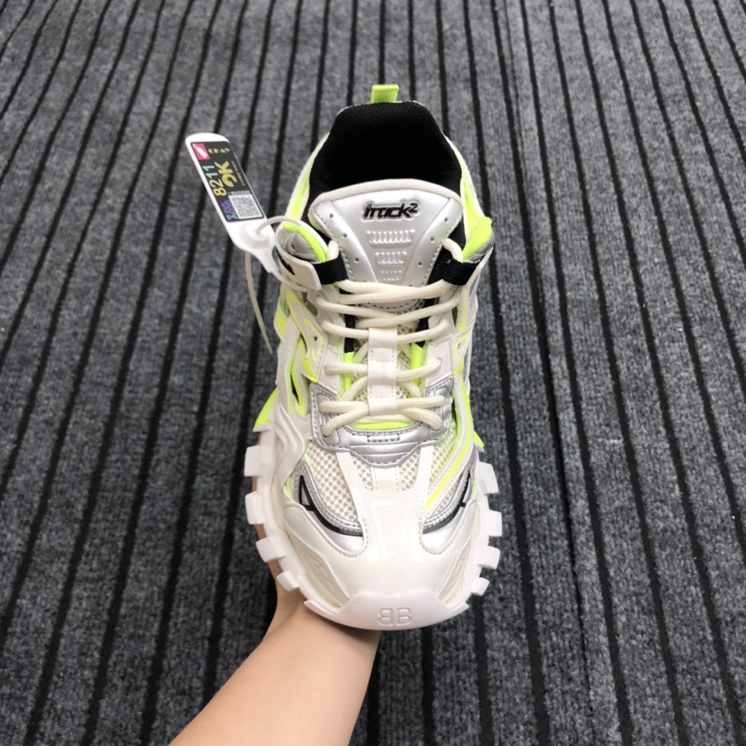 Balenciaga Track.2 Sneaker - EUR FASHION