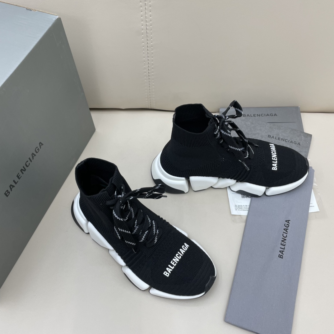 Balenciaga Speed 2.0 Lace-Up Sneaker In Black/White - EUR FASHION