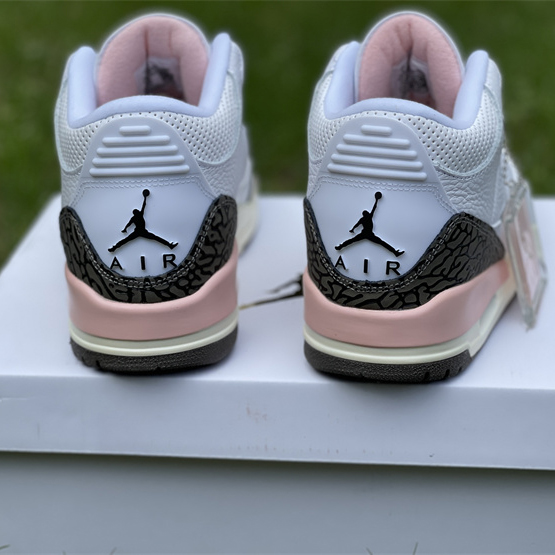 Air Jordan 3 Wmns 'Atmosphere' Sneakers   CK9246-102 - EUR FASHION