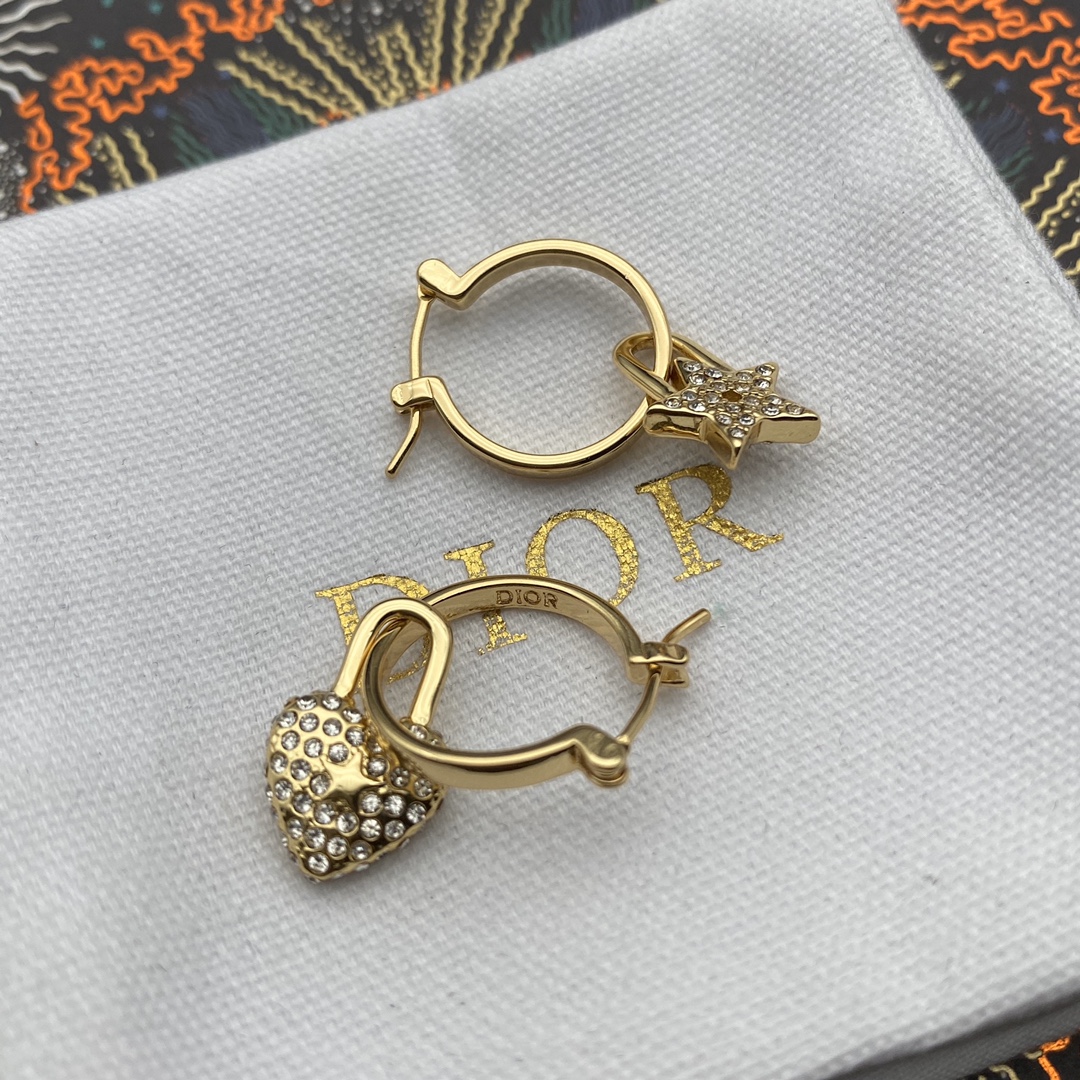 Dior Hearts And Stars Asymmetric Earrings - EUR FASHION