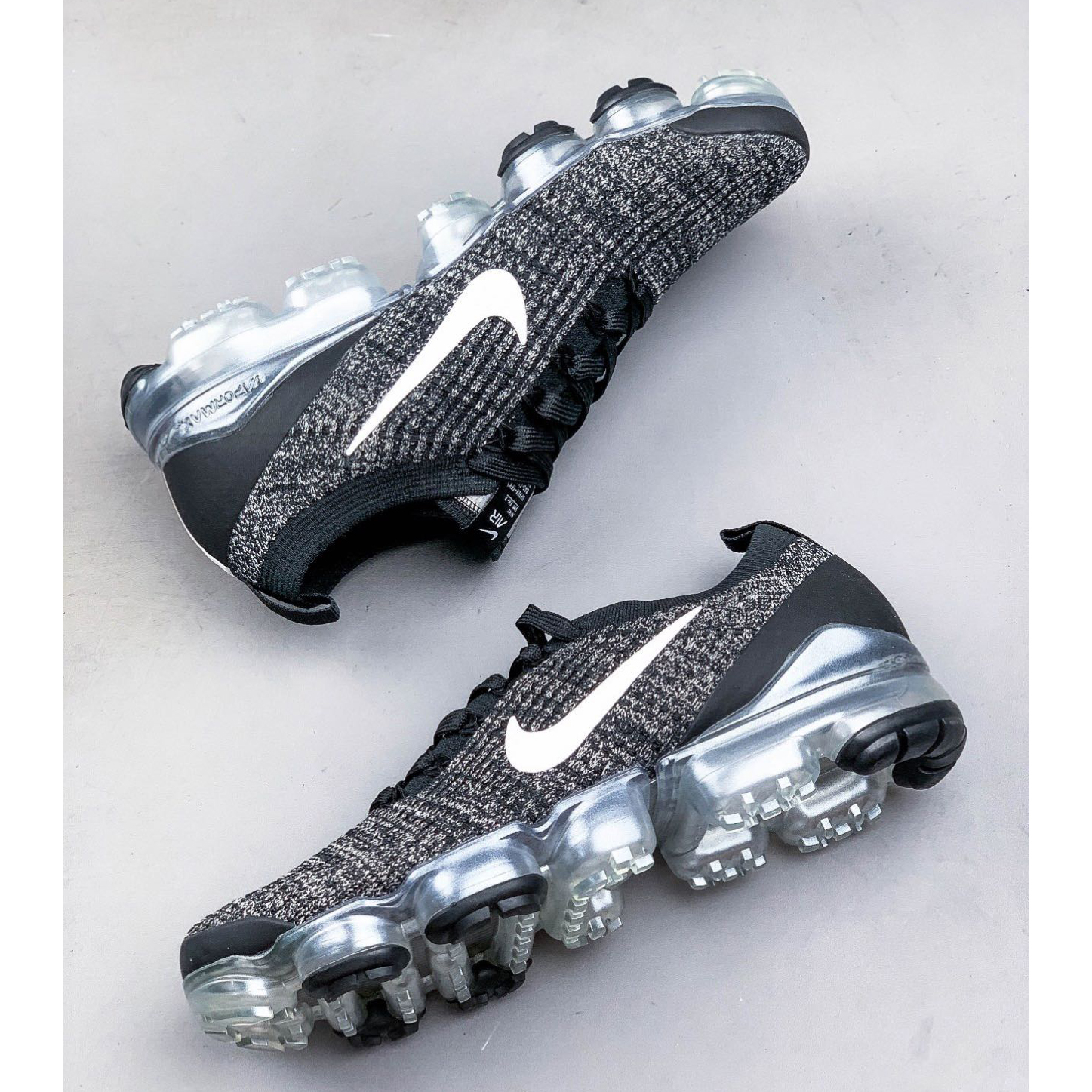 Nike Air Vapormax Flyknit Sneakers - EUR FASHION