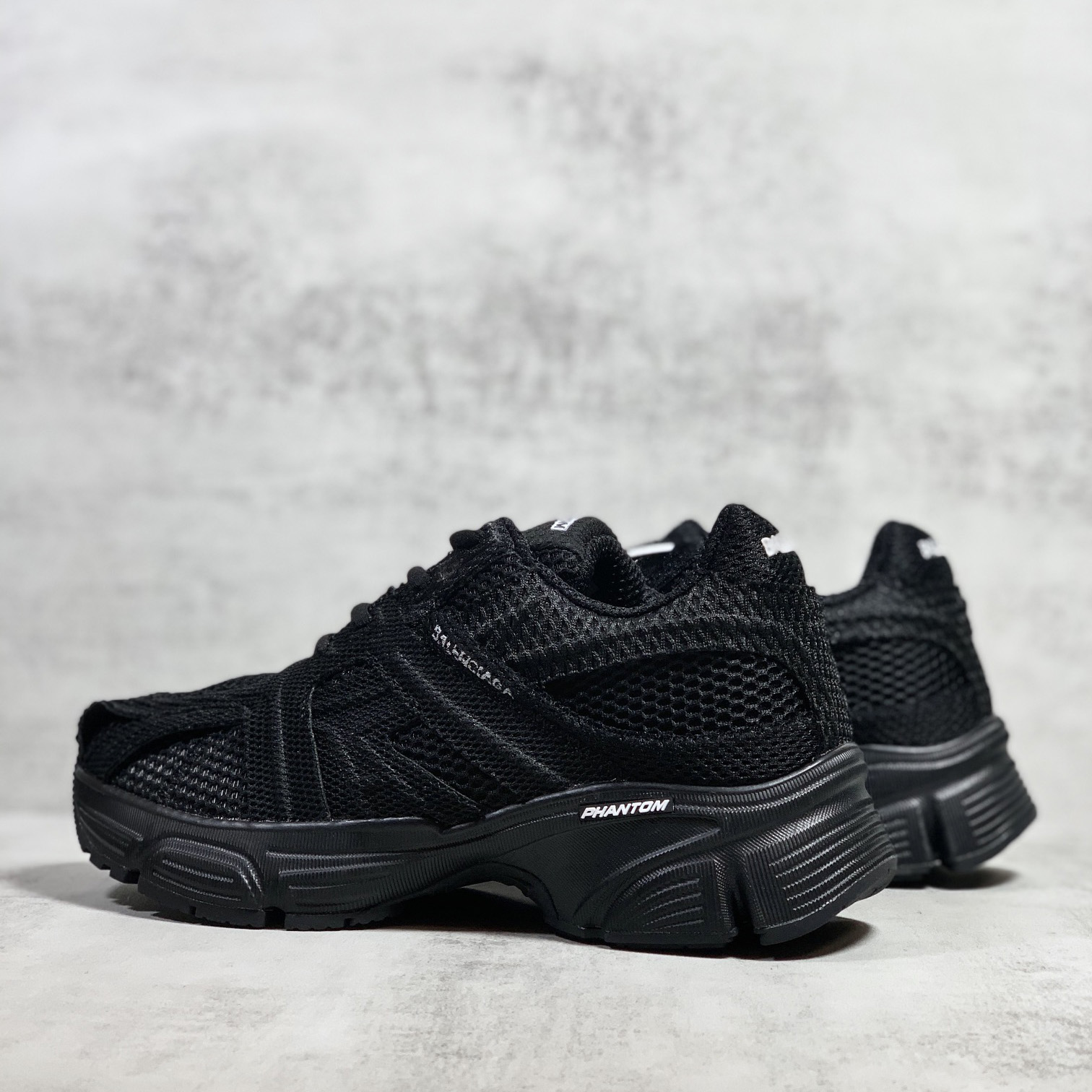 Balenciaga Men's Phantom Sneaker Washed In Black - EUR FASHION