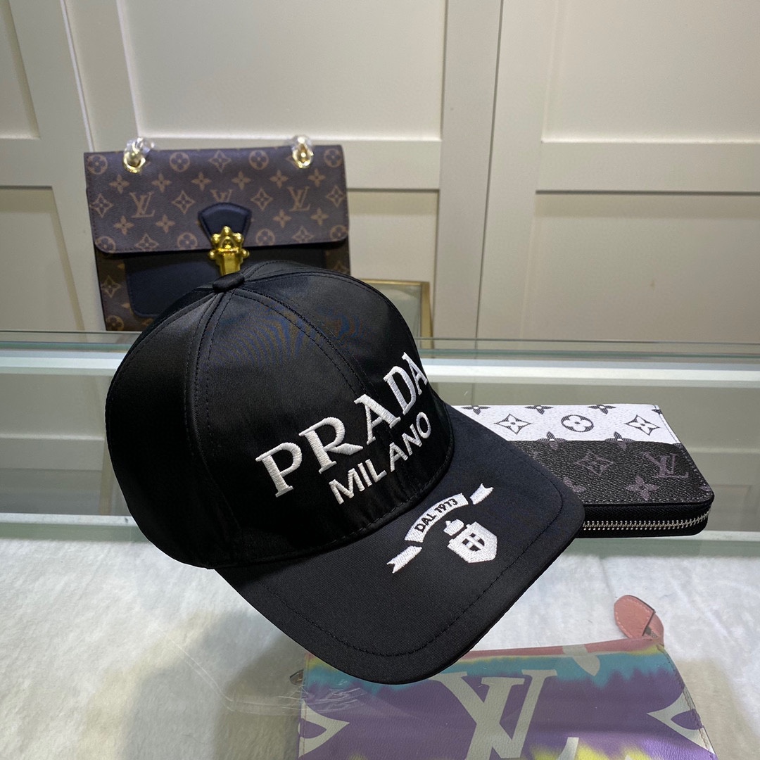 Prada Baseball Cap - EUR FASHION