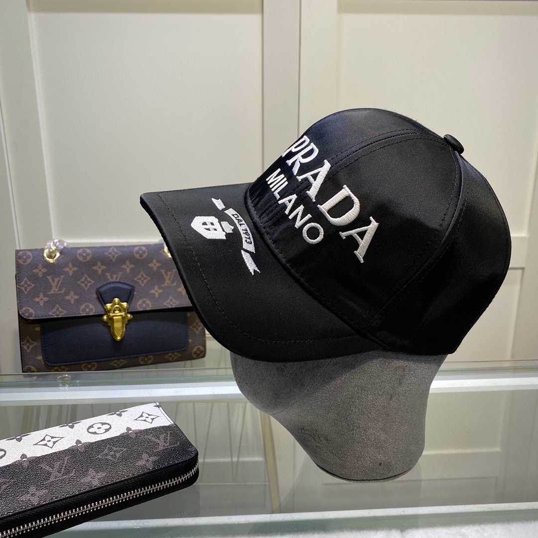 Prada Baseball Cap - EUR FASHION