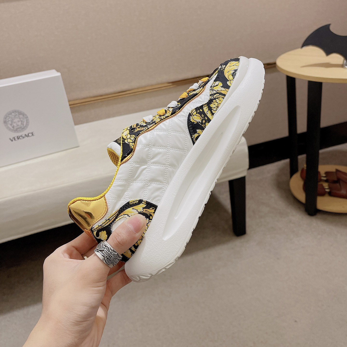 Versace Trigreca Sneakers  - EUR FASHION