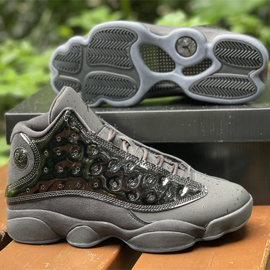 Air Jordan 13'Cap and Gown' Sneakers  414571-012 - EUR FASHION