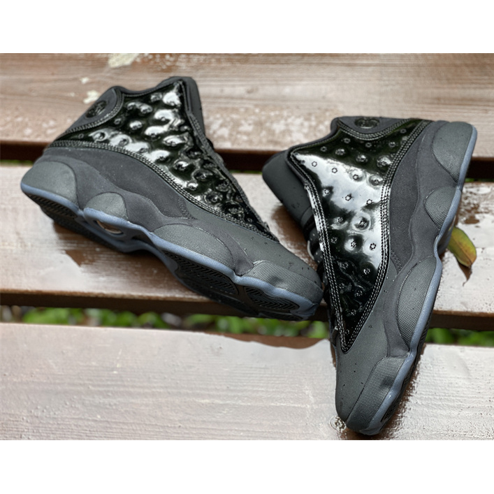 Air Jordan 13'Cap and Gown' Sneakers  414571-012 - EUR FASHION