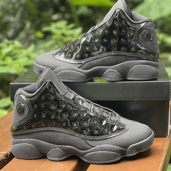 Air Jordan 13'Cap and Gown' Sneakers  414571-012 - EUR FASHION